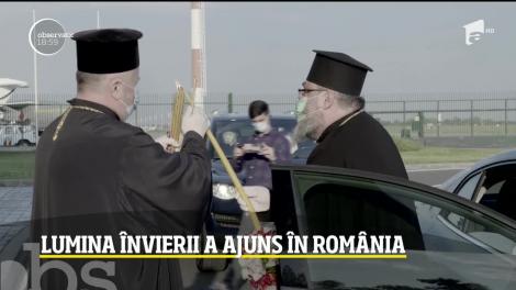 Lumina Învierii a ajuns în România și va fi dusă la domiciliile credincioşilor care au cerut acest lucru