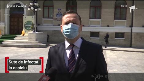 Sute de infectați cu Covid-19 la un ospiciu din Suceava