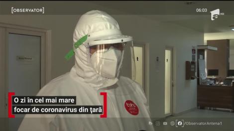 Imagini din focarul Covid-19 din Suceava. Infirmieră la Terapie Intensivă: "Am băşici în câlcâi. Iar astea-s palmele cu care luăm şpagă"