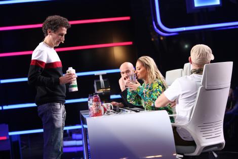 Lionel Dellberg, sosia lui Screech, a transformat laptele în cola şi limonadă! "A avut un număr biblic"