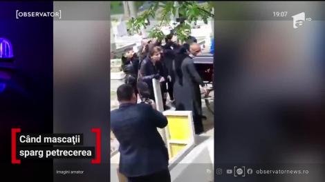 O petrecere de logodnă de la Craiova a fost spartă de mascaţi