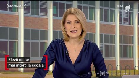 Educaţia merge mai departe cu şcolile închise. Cursurile online continuă pentru cei peste 3 milioane de elevi