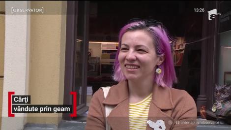 Cărți vândute prin geam