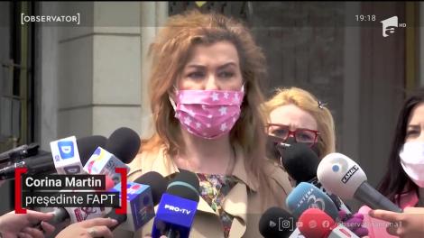 Putem ieşi din localitate începând cu 15 mai? Depinde pe cine întrebi! Haos în declaraţii între președinte și premier