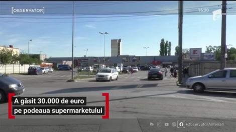 Un tânăr din Timișoara a găsit 30.000 de euro pe podeaua supermarketului în care lucrează