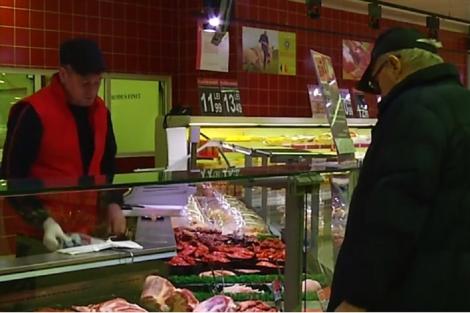 Prețuri umflate în magazine. Cele mai căutate produse s-au scumpit chiar şi cu 130% în supermarketurile din România