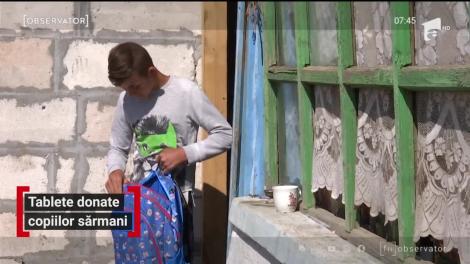 Din dorinţa de a îi ajută pe cei care nu au posibilităţi, un bărbat din Galaţi a ales să doneze tablete copiilor nevoiaşi
