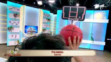 Baschet legat la ochi! Dani Oțil, coș de senzație!