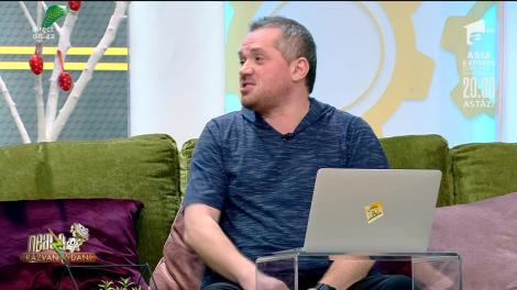 Smiley News: Nu deschide niciodată o șampanie când ești pe cal!