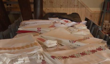 Broderia, o afacere de succes pentru o tânără din Fundata, un sat izolat din Munţii Piatra Craiului