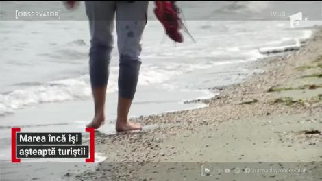 Marea încă își așteaptă turiștii