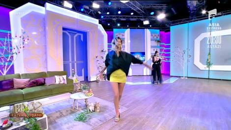 Fata cu Vioara cântă melodia My sweet and tender beast, la Neatza cu Răzvan și Dani