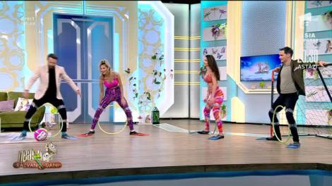 Fotbal pe crăcătate cu labe de scafandru. Joc de izolare