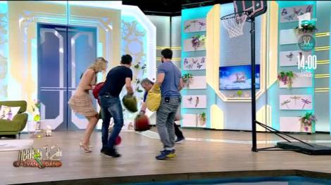 Baschet cu perne. Joc de izolare