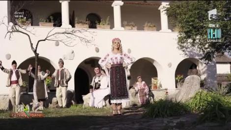 Ornela Pasăre cântă melodia I-auzi lăutarii cum mai cântă, la Neatza cu Răzvan și Dani