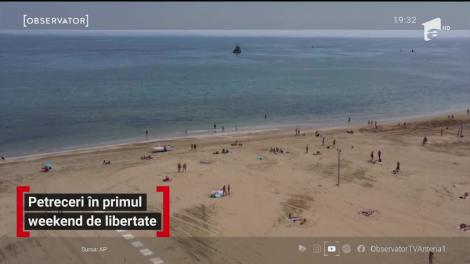 Cu petreceri în stradă şi plaje pline. Aşa sărbătoresc ţările-focar ieşirea din izolare. Medicii se tem că, în aceste condiţii, numărul de cazuri poate exploda din nou
