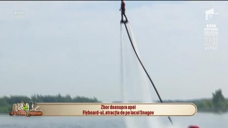 Zbor deasupra apei. Flyboard-ul, atracția de pe lacul Snagov