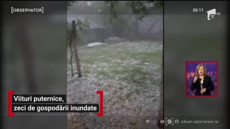 Cod roșu de inundații, în România! Zeci de gospodării, afectate! Imagini cumplite! VIDEO