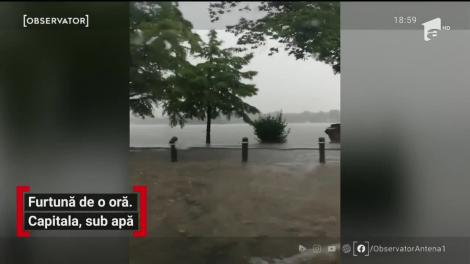 O furtună violentă a răvăşit Bucureştiul! Apa a ajuns la aproape un metru