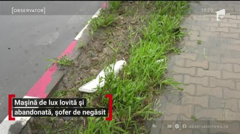 Un şofer şi-a abanondat maşina de lux pe un bulevard din Mamaia, după ce a intrat cu ea într-un stâlp