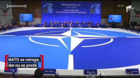 NATO se retrage, dar nu se predă