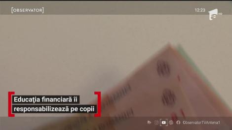 Educația financiară îi responsabilizează pe copii. Cum îi învățăm pe cei mici să facă economii