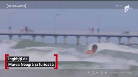 Salvatorii caută un copil dispărut în mare. Prietenul lui se zbate între viaţă şi moarte la spital