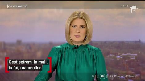 Gest extrem în mijlocul mall-ului. Un bărbat s-a aruncat în gol sub ochii oamenilor care ieşiseră la cumpărături