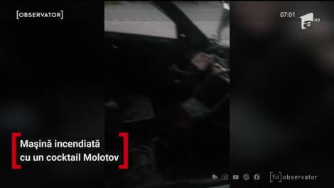 Maşină incendiată cu un cocktail Molotov
