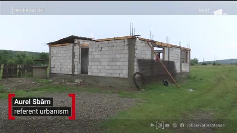 Casă construită din donații, gând rău pus de Primărie