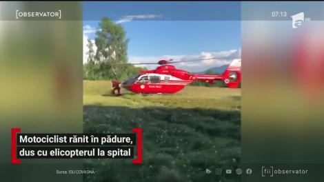 Motociclist rănit în pădure, dus cu elicopterul la spital