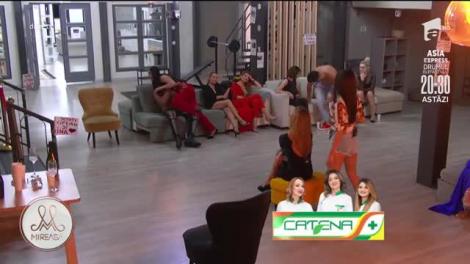 Stripperi și atingeri păcătoase! Fetele din casa "Mireasa" și-au făcut de cap! | Video