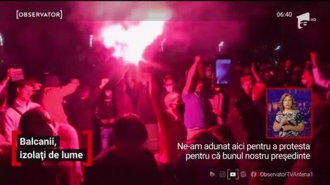 Blacanii, izolați de lume