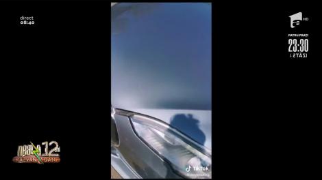 Smiley News: Ce bate la o mașină electrică