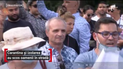 Miting fără măşti de protecţie şi distanţa socială, în Piața Victoriei