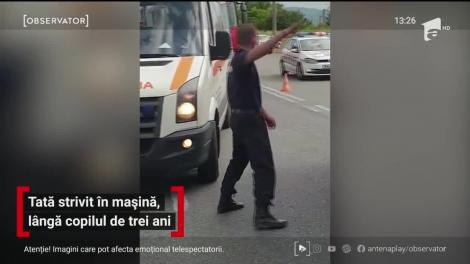 Tată strivit în mașină, lângă copilul de trei ani