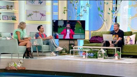 Smiley News: ACDC, în varianta de 1000 de cântăreți