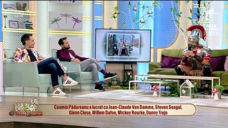 Centurioni și gladiatori, în platoul de la Neatza! "Om în toată firea, umbli în rochie la televizor" |Video