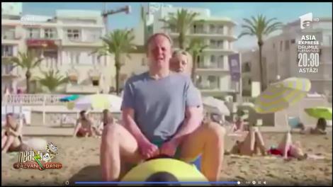 Smiley News: Vrei să ai parte de senzații tari la mare? Te poți plimba cu banana pentru dour doi euro