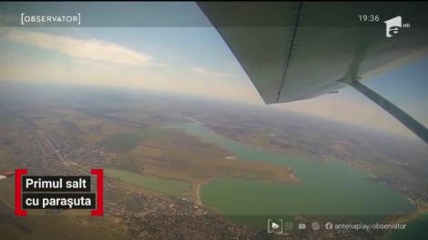 Primul salt cu parașuta