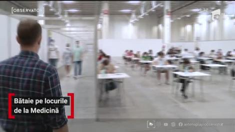 Patru pavilioane de la ROMEXPO au fost sălile în care candidaţii de la facultatea de medicină au trăit emoţiile examenului de admitere