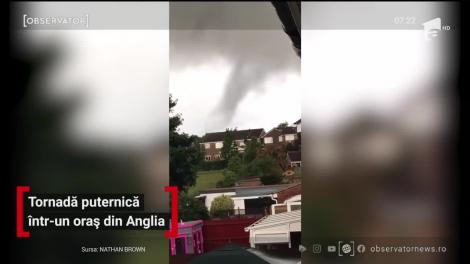Tornadă puterică. Pagubele sunt evaluate la câteva mii de lire sterline