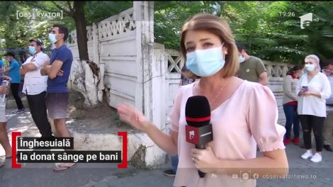 Înghesuială la donat sânge pe bani, în Iași