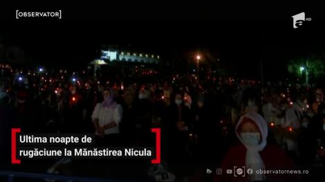 Doar 400 de credincioşi au putut participa seara trecută la procesiunea cu Icoana Făcătoare de Minuni, de la Mănăstirea Nicula