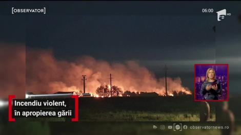 Incendiu violent, în apropierea Gării CFR din Seini, judeţul Maramureş