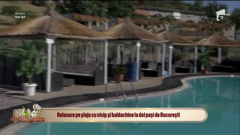 Cine spune că nu ne mai putem bucura de vacanță? Relaxare pe plajă cu nisip și baldachine la doi pași de București