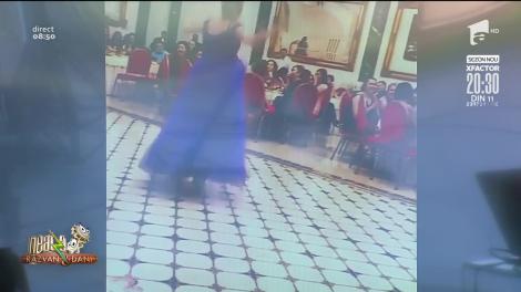 Smiley News: Cât de bine se simt domnișoarele de onoare la nunți