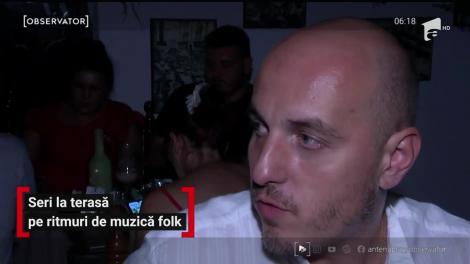 Seri la teresă pe ritmuri de muzică folk