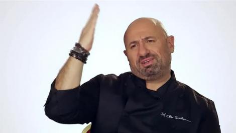 Chef Cătălin Scărlătescu și-a adus piedestal pentru statuie! Cum arată „monumentul” lui în forma finală