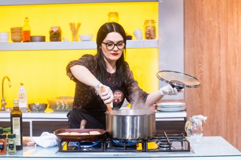 Au crezut că li s-a pregătit o mâncare de cartofi, dar s-au trezit cu o surpriză în farfurie. Ce au descoperit